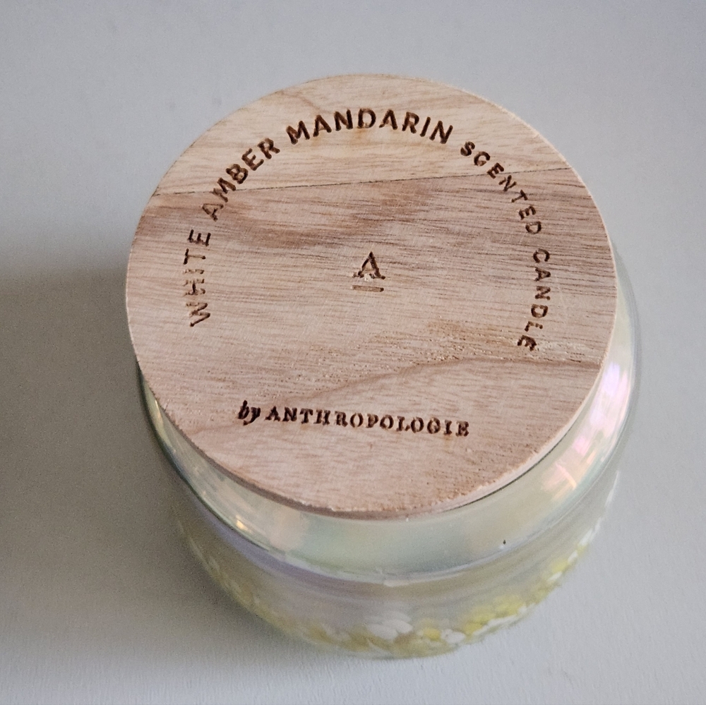 Anthropologie Mini Gather Candle White Amber Mandarin - Picture 4 of 4